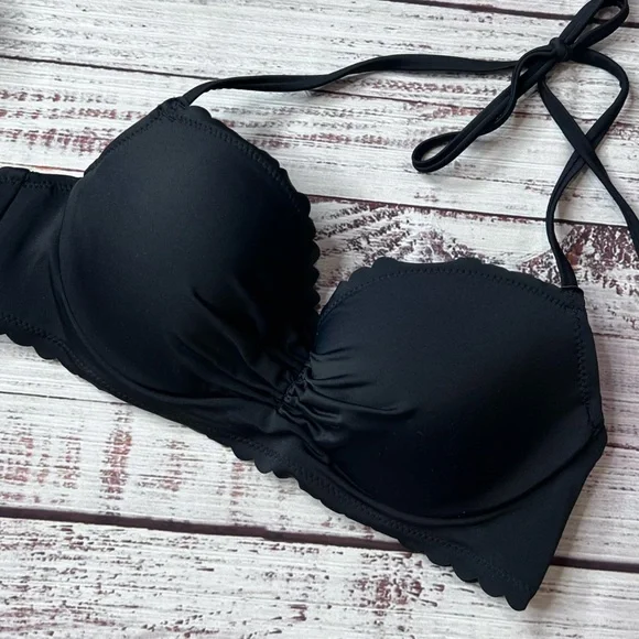 NWOT Black Scalloped Bikini Swim Top 32B - Picture 1 of 5